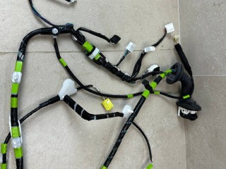 дверная проводка Lexus RX 4 поколение [рестайлинг] 2020, 3.5 л., гибрид, вариатор, красный, полный привод, правый руль, 8215148B60