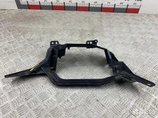 Кронштейн насадки глушителя левый BMW X7 G07 (2018 - 2026), 51127452627
