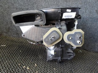 отопитель в сборе (печка) Ford Fiesta 6 поколение [рестайлинг] 2014, 1.3 л., бензин, МКПП, хетчбэк 5 дв., AP3119B555AC