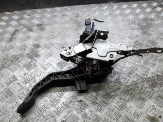 педаль сцепления Ford Focus 3 поколение 2013, 1.6 л., дизель, МКПП, универсал, BV617B633BD