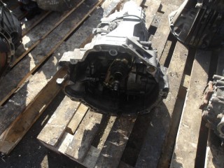 КПП механическая (МКПП) Volkswagen Passat B5 [рестайлинг] 2004, 1.6 л., бензин, МКПП, седан, GFK