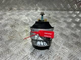 подушка крепления двигателя Audi A4 B7 2006, 2.0 л., ALT, бензин, 5МКПП, седан