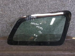 стекло кузовное боковое правое Dacia Logan 2 поколение 2013, 0.9 л., бензин, МКПП, универсал