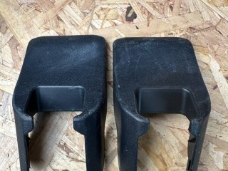 Пластик салазок сидений Lexus RX 4 поколение [рестайлинг] 2020, 3.5 л., гибрид, вариатор, красный, полный привод, правый руль, 72157-48130