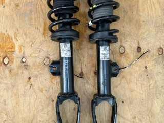 стойка передняя правая Alfa Romeo Stelvio 1 поколение 2018, 2.1 л., дизель, АКПП, 50557507