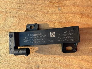 антенна Alfa Romeo Stelvio 1 поколение 2018, 2.0 л., АКПП, серый, внедорожник 5 дв., полный привод, 68051315AB, 04749301AB