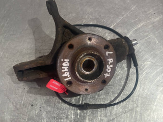 ступица передняя левая Peugeot 307 1 поколение 2005, 1.6 л., 9HX (DV6ATED4), дизель, 5МКПП, универсал