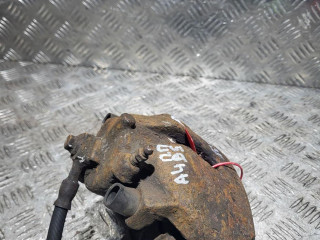 суппорт передний правый Audi A4 B5 1995, 1.6 л., ADP, бензин, 5МКПП, седан