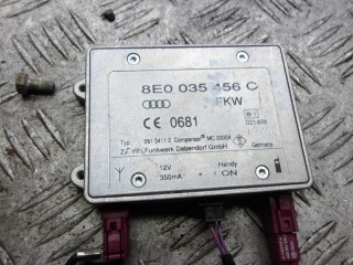 усилитель антенны Audi A6 4F/C6 2007, 2.7 л., дизель, АКПП, универсал, 8E0035456C