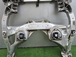 балка подвески передняя (подрамник) BMW 2016, бензин, АКПП, белый, задний привод, 6796692