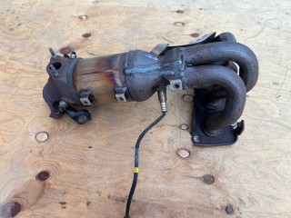 коллектор выпускной Lexus NX 1 поколение [рестайлинг] 2020, 2.5 л., гибрид, красный, полный привод, правый руль, 2505136120