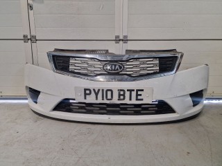 бампер передний Kia Ceed 1 поколение 2010