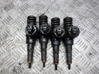 форсунка Volkswagen Passat B5 [рестайлинг] 2002, 1.9 л., дизель, 038130073BA