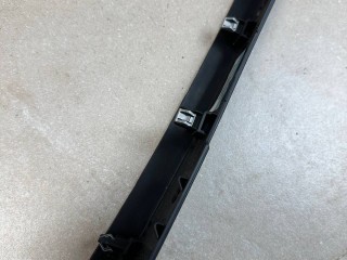 накладка на торпедо (консоль) Land Rover Range Rover Evoque L551 2020, 2.0 л., бензин, АКПП, белый, внедорожник 5 дв., полный привод, правый руль, K8D2043C27A