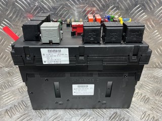 блок предохранителей Mercedes-Benz S-Класс W221 2008, 5.5 л., M 273.961, бензин, АКПП, седан, A2215450801, A2215403250, A2215403862