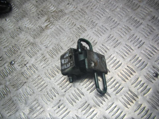 петля двери Skoda Octavia 1 поколение [рестайлинг] 2002, 1.8 л., бензин, МКПП, универсал, 4B0833412D