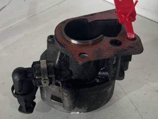 насос вакуумный Renault Laguna 2 поколение 2004, 1.9 л., F9Q 710, дизель, 6МКПП, хетчбэк 5 дв., 322916