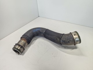 патрубок интеркулера Volkswagen Touareg 1 поколение 2004, 2.5 л., TD, дизель, АКПП, полный привод, 7L6145822B