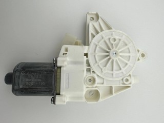 моторчик стеклоподъемника передний левый Mercedes-Benz GLE W166 2018, 2.2 л., дизель, АКПП, черный, внедорожник 5 дв., правый руль, A1669060201