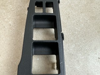 накладка блока управления стеклоподъемниками Infiniti G 4 поколение [рестайлинг] 2013, 3.7 л., VQ37VHR, бензин, АКПП, черный, кабриолет, задний привод, 80961-JJ50A