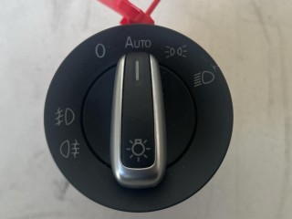 переключатель света Volkswagen Touran 1 поколение [2-й рестайлинг] 2012, 1.4 л., CAVA, бензин, АКПП, минивэн, 3S8941431A