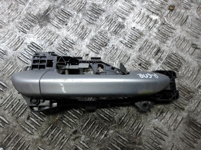 ручка наружная Volkswagen Passat B6 2006, 3C0837886E - фото №1