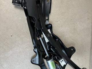 петля крышки багажника Infiniti G 4 поколение [рестайлинг] 2013, 3.7 л., VQ37VHR, бензин, АКПП, черный, кабриолет, задний привод, 79912-JJ50B