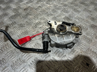 насос вакуумный Skoda Fabia 2 поколение [рестайлинг] 2012, 1.6 л., CAYA, дизель, 5МКПП, универсал, 03L145100G