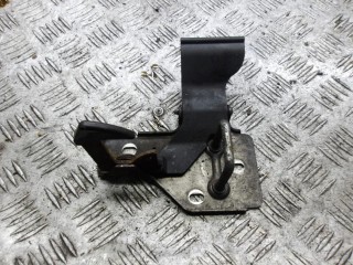 замок капота Volkswagen Transporter T5 2004, 1.9 л., дизель, МКПП, микроавтобус, 7H0823480E