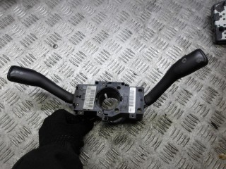 переключатель подрулевой (стрекоза) Audi A2 8Z 2001, 1.4 л., дизель, МКПП, хетчбэк 5 дв., 8L0953513G
