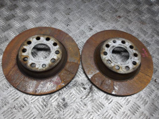 диск тормозной задний Volkswagen Passat B7 2014, 2.0 л., дизель, АКПП, универсал