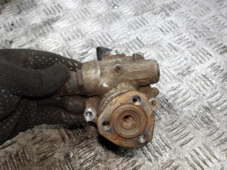 насос гидроусилителя руля Volkswagen Passat B4 1996, 1.9 л., дизель