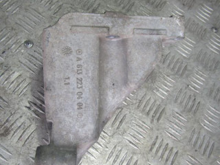 кронштейн двигателя Mercedes-Benz E-Класс W211/S211 [рестайлинг] 2006, 3.2 л., дизель, A6132230404