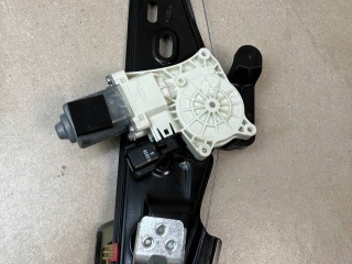 стеклоподъемник задний правый Land Rover Range Rover Evoque L551 2020, 2.0 л., бензин, АКПП, белый, внедорожник 5 дв., полный привод, правый руль, K8D227000AB