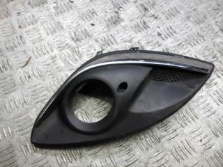 заглушка (решетка) в бампер Opel Corsa D [рестайлинг] 2012, 1.2 л., бензин, МКПП, хетчбэк 5 дв., 13286026