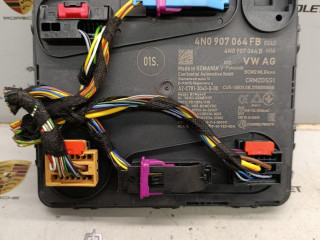 блок комфорта Audi A6 C8 2022, 2.0 л., бензин, 4N0907064FB