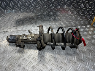 стойка передняя правая Volvo V40 2 поколение 2013, 1.6 л., D 4162 T, дизель, 6МКПП, хетчбэк 5 дв.