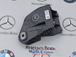 кронштейн двигателя Mercedes-Benz E-Класс W214 2025, 2.0 л., дизель, A6542236400