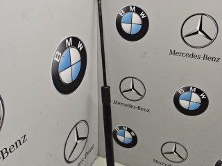 амортизатор крышки багажника (3-5 двери) BMW X1 E84 [рестайлинг] 2015, 2.0 л., бензин, 2990136