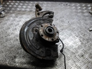 ступица передняя левая Volkswagen Passat B5 [рестайлинг] 2004, 1.6 л., бензин, МКПП, седан