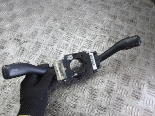 переключатель подрулевой (стрекоза) Volkswagen Golf 4 поколение 2002, 1.9 л., дизель, МКПП, универсал, 8C0953513G