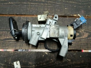 замок зажигания Mitsubishi Space Star 1 поколение 2002, 36278900