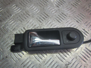 ручка внутренняя передняя левая Volkswagen Golf 4 поколение 2002, 1.6 л., бензин, МКПП, хетчбэк 5 дв.