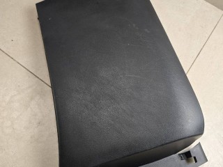 накладка на торпедо (консоль) Fiat 124 Spider 1 поколение 2020, 1.4 л., АКПП, красный, кабриолет, задний привод, NA1P64261