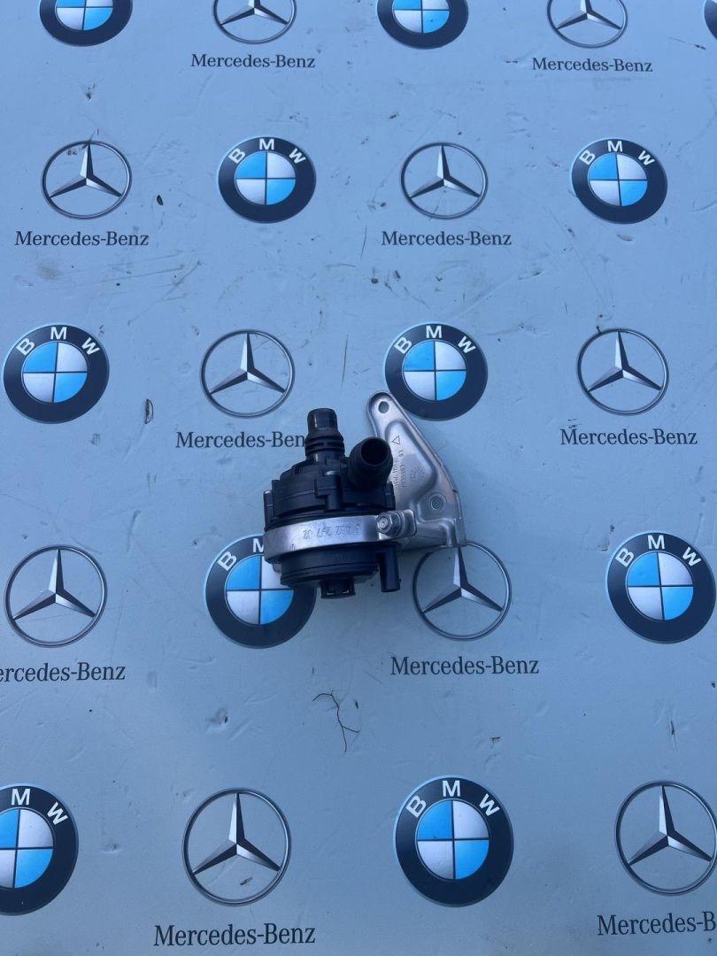насос антифриза дополнительный BMW 2022, 3.0 л., B58B30C, бензин, АКПП, c36, купе, полный привод, 8651287 - фото №1