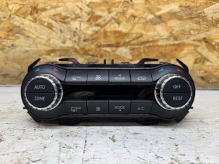 блок управления печки / климат-контроля Mercedes-Benz GLA-Класс X156 2016, A2469008415