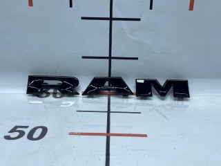 эмблема RAM 1500 4 поколение [рестайлинг] 2018, 1