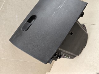 бардачок Alfa Romeo 2020, 1.8 л., бензин, АКПП, серый, передний привод, 156099303