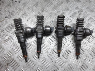 форсунка Volkswagen Caddy 2 поколение 2004, 2.0 л., дизель, МКПП, минивэн, 038130073BR