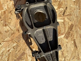 рычаг задний нижний Maserati Levante 1 поколение 2017, 3.0 л., бензин, АКПП, белый, внедорожник 5 дв., полный привод, 670037295